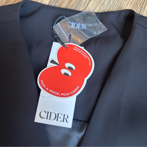 Cider Women Vest S Asymmetrical Button Black Y2K Rachel Friends Preppy Suit NWT - Picture 2 of 6